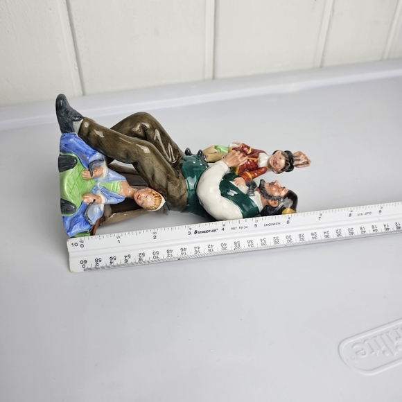 Puppetmaker HN2253 – Royal Doulton Figurine - Picture 8 of 9